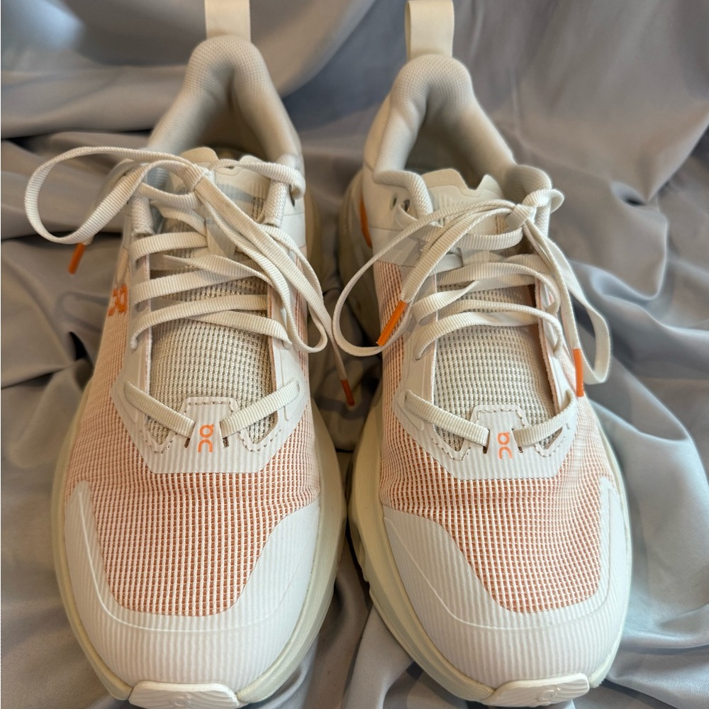 On Cloud CloudPulse Next Women's Sneakers in Cream & Peach